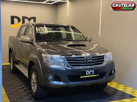 TOYOTA HILUX 3.0 SRV 4X4 CD 16V TURBO INTERCOOLER DIESEL 4P AUTOMÁTICO